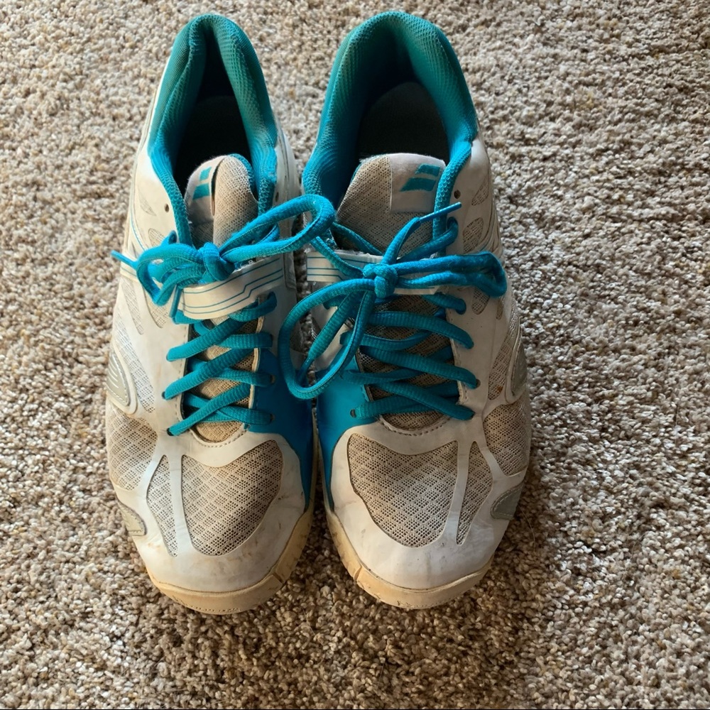 Workout shoes tennis